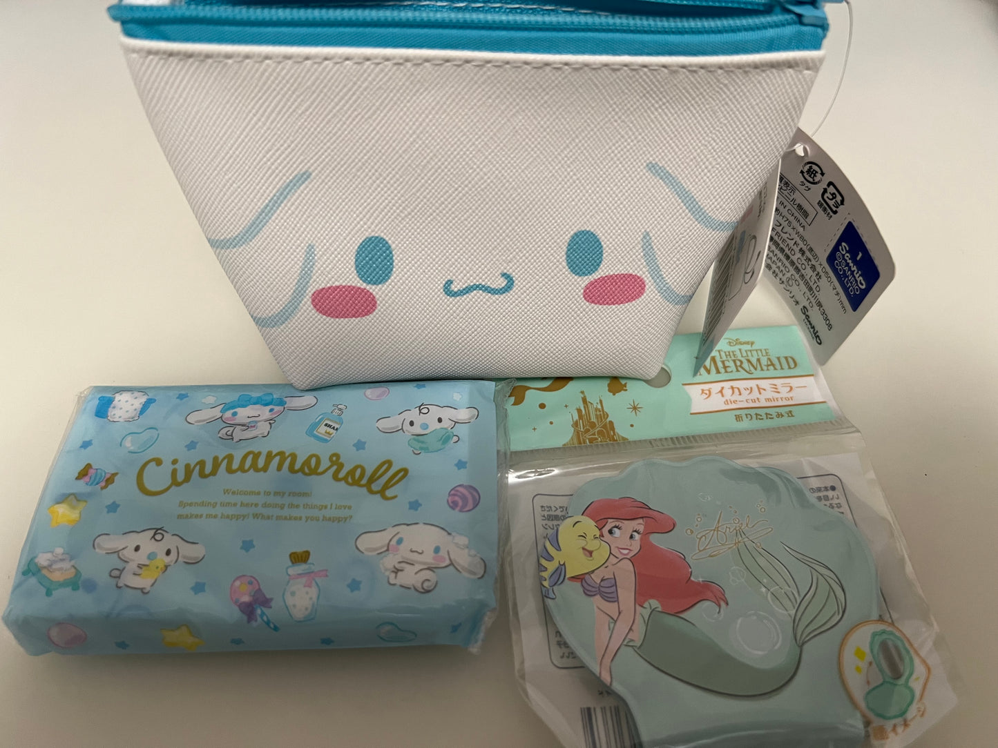 Tuxedosam / Cinnamoroll mini pouch with Ariel mirror & mini tissue set